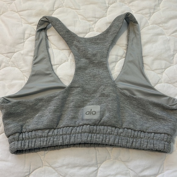 Alo Yoga Accolade bra and shorts set in Heather Grey - Picture 5 of 8